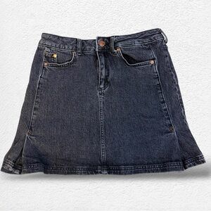 Pilcro Anthropologie Black Wash A-Line Denim Mini Skirt Size 4